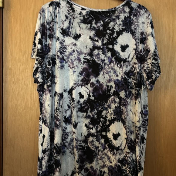 SIMPLY VERA / VERA WANG | Women’s Multi Colored Tie Dye Pattern Shirt Size 1X - Picture 4 of 5
